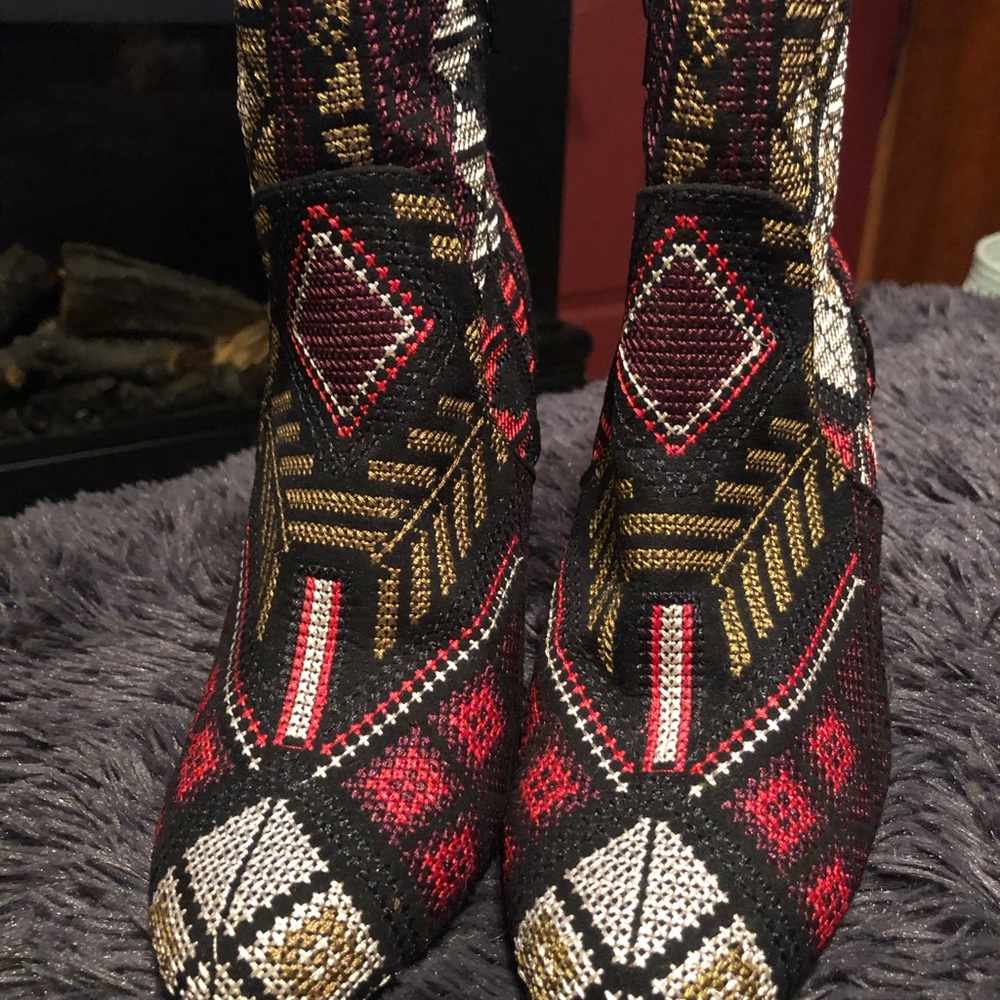 Ankle boots